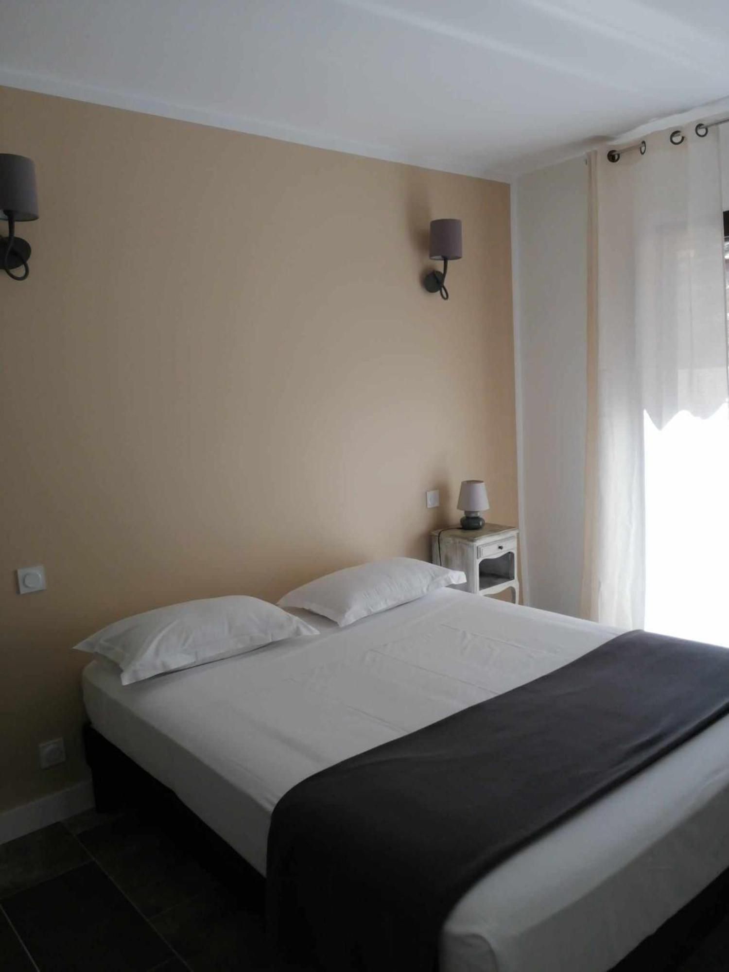 Auberge Ferayola Galeria  Luaran gambar